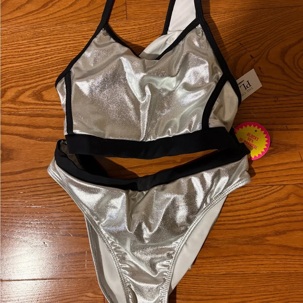 NWT Beautiful silver and black bikini